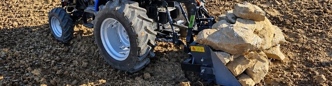 Le migliori Palette caricaterra ribaltabili per trattore BlackStone in offerta su AgriEuro